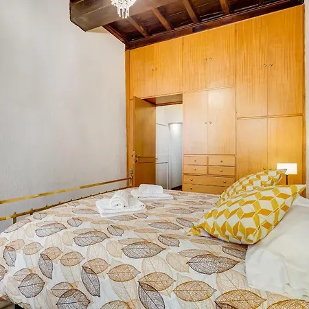 Spanish Steps Spacious Apartamento *