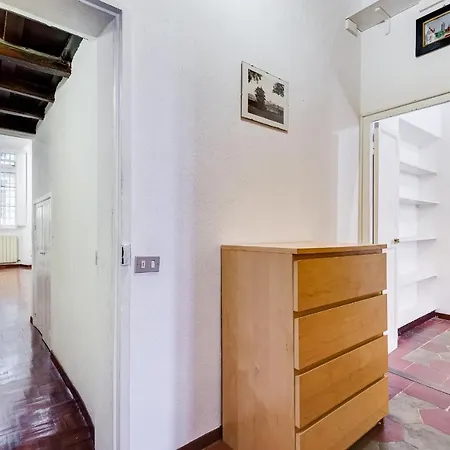 Spanish Steps Spacious *