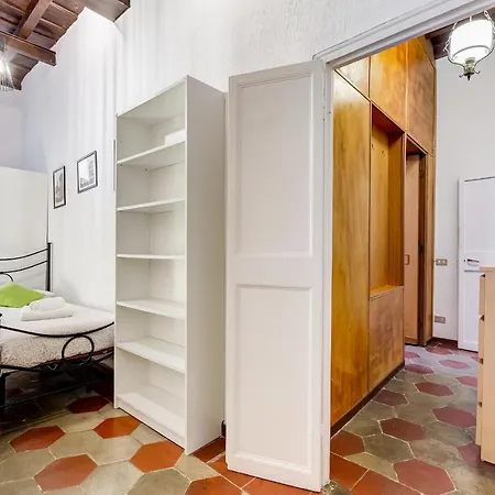 Spanish Steps Spacious アパート ローマ