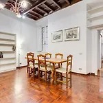 Appartamento Spanish Steps Spacious